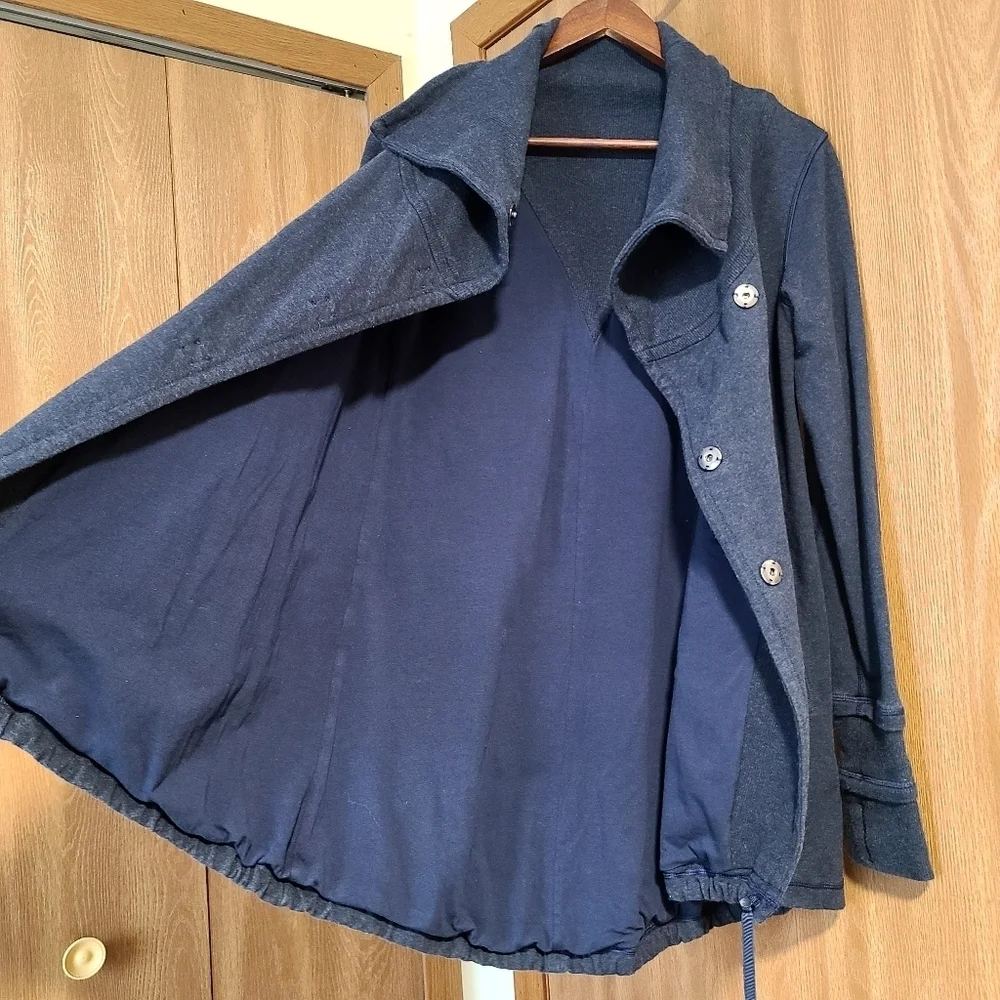 Lululemon Gratitude Wrap‎ Jacket